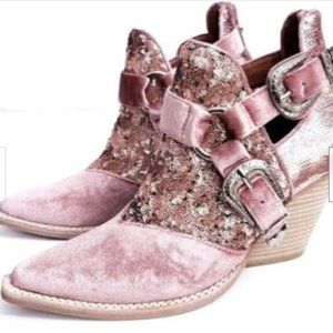 Jeffrey Campbell 4 Free People Pink Velvet & Rhinestone Detailed Ankle Boots!9.5